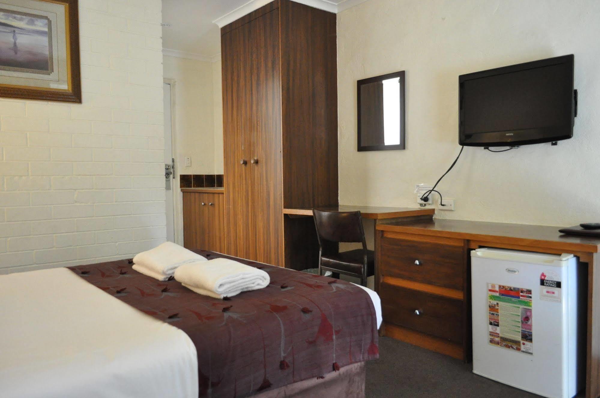 Albury Burvale Motor Inn Exterior foto